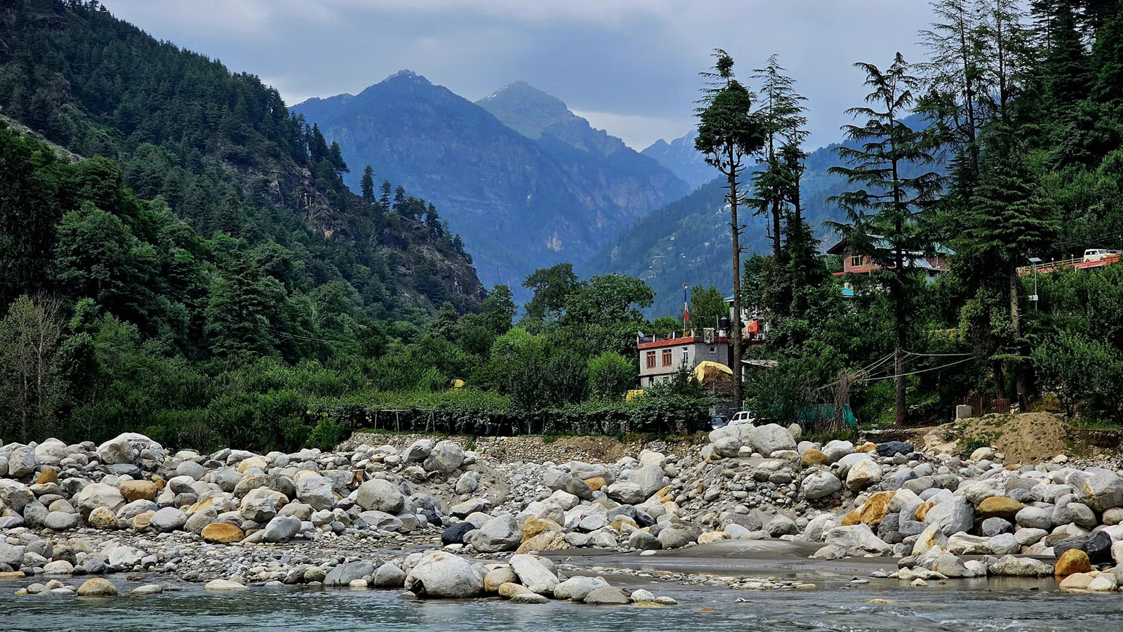 Beas River in Manali