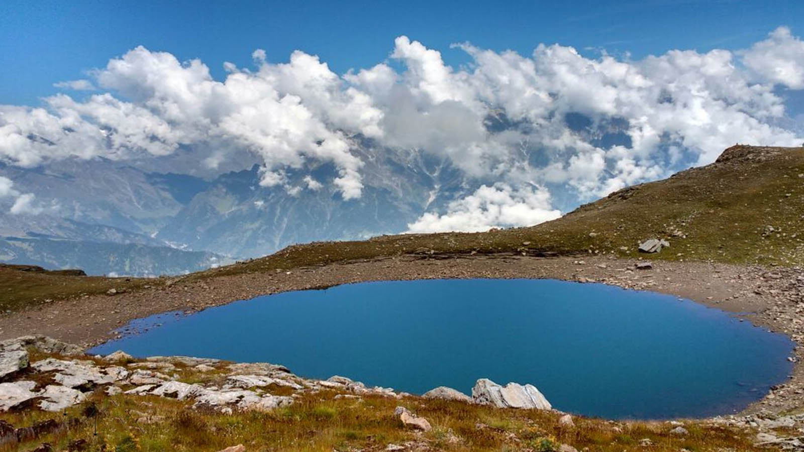 Bhrigu Lake in Manali